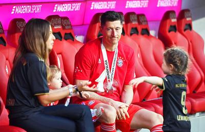 Robert Lewandowski, enervat de oferta lui Bayern. Contract prea scurt și fără creștere financiară! + Transferul lui Haaland la City, 99% rezolvat