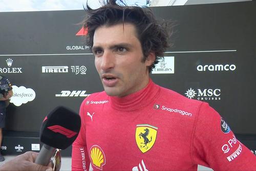 Carlos Sainz, în momentul interviului // foto: captură Twitter @ F1
