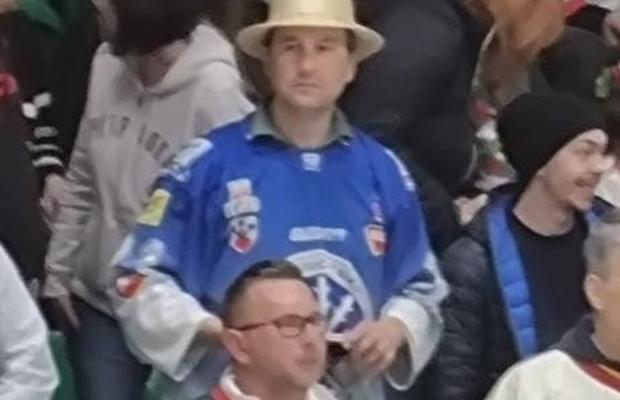 Moment SCANDALOS: naționala României a cântat imnul așa-numitului Ținut Secuiesc, la meciul cu Ungaria » 3 tricolori au refuzat să se alăture + Ministrul Mediului din România, acuzat că a stat în galeria Ungariei!