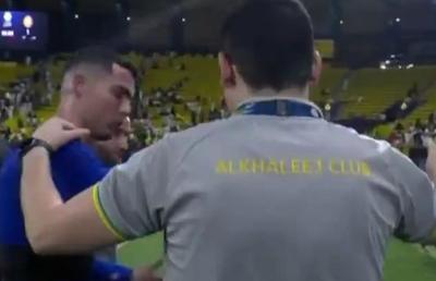 Cristiano Ronaldo, nervos » Și-a împins un adversar care ceruse să facă o poză cu el