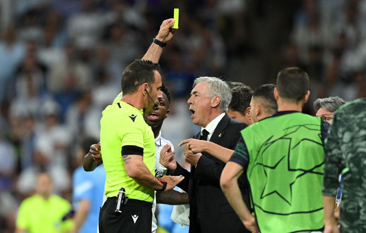 Imaginea pe care se bazează răbufnirea lui Ancelotti: „Nu o spun eu, o spune tehnologia!”