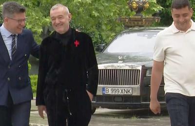 George Simion, la Palatul lui Becali: „A zis să îi dau bani. Dacă venea mai devreme, îi dădeam și lui 500.000 de euro, cum am dat la PSD”
