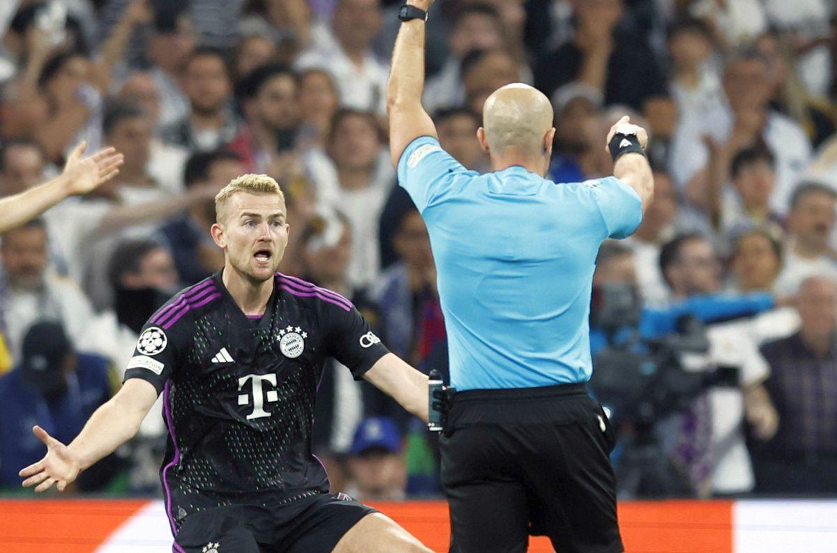 Matthijs De Ligt se revoltă: „Să vă spun ce mi-a zis asistentul după meci”