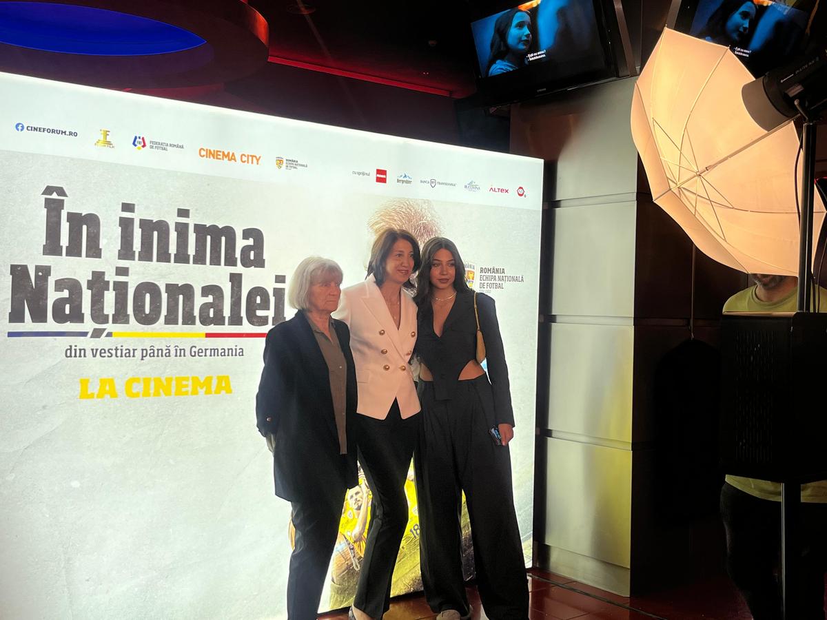 Filmul „În inima naționalei” a fost lansat » Imagini spectaculoase de la eveniment + Cine e „omul din umbră”