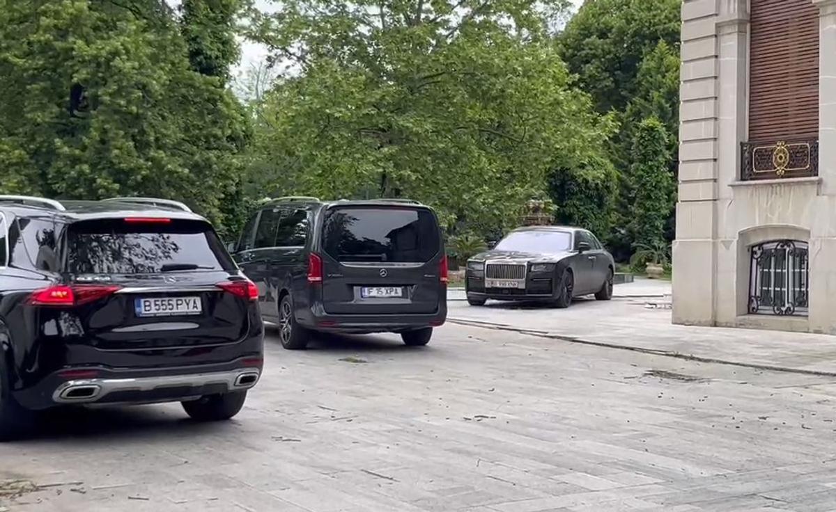 S-au încheiat negocierile de la Palat pentru Florinel Coman » Gigi Becali a ieșit triumfător: „Qatarezii să aleagă între aceste două propuneri! Îl am pe Florinel în preliminarii”