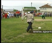 Gigi Becali a jucat fotbal pe stadionul din Stâlpeni, județul Argeș