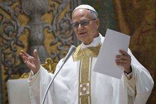 Asemănare izbitoare între Papa Leon al XIV-lea și un celebru antrenor » Fanii au strigat: „Habemus Claudius!”