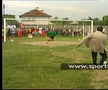 Gigi Becali a jucat fotbal pe stadionul din Stâlpeni, județul Argeș