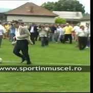 Gigi Becali a jucat fotbal pe stadionul din Stâlpeni, județul Argeș