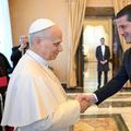 Papa Leon al XIV-lea l-a felicitat la Vatican pe Cristi Chivu, antrenorul lui Inter, noua campioană a Italiei / Foto: vaticannews.va