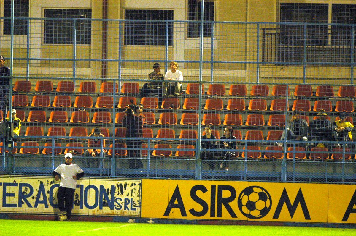 Când naționala României a jucat pe stadionul „Astra” din Ploiești: imagini din meciurile cu Slovacia (2001) și Luxemburg (2003)