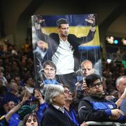Bannerul dedicat lui Cristi Chivu de fanii lui Inter pe San Siro / Foto: GettyImages