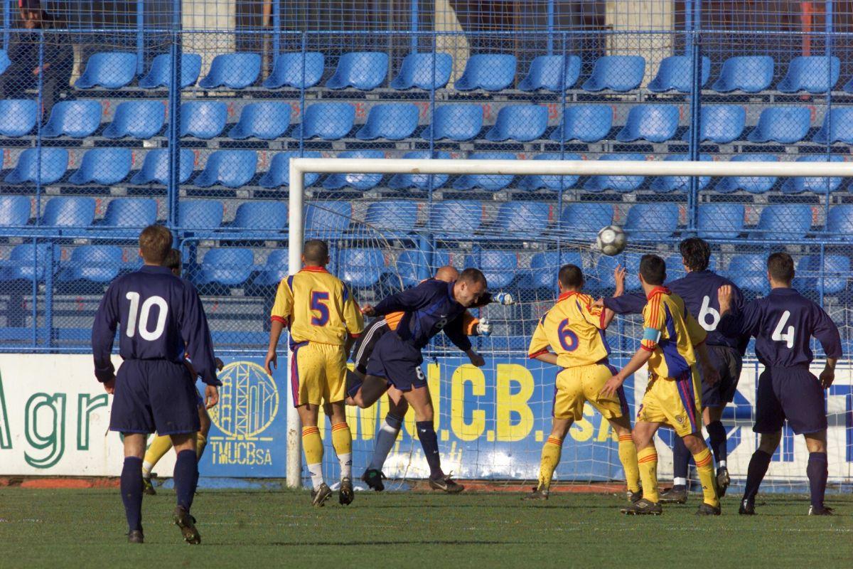 Când naționala României a jucat pe stadionul „Astra” din Ploiești: imagini din meciurile cu Slovacia (2001) și Luxemburg (2003)