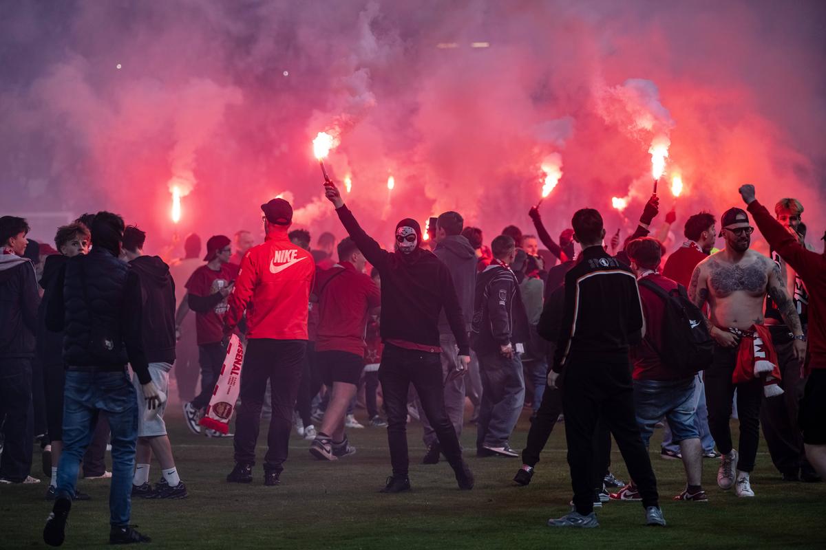 0-3 la masa verde și cea mai mare amendă din istorie, după derby-ul distrus de fani!