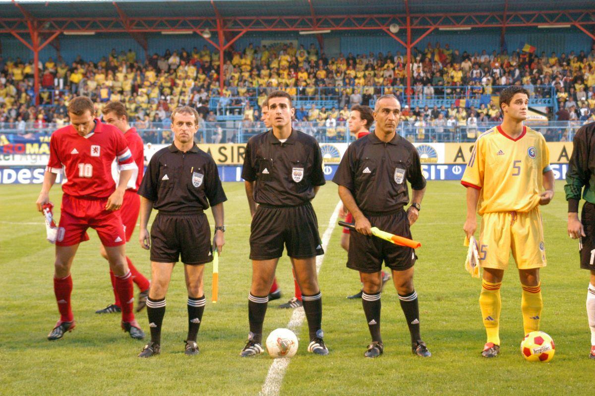 Când naționala României a jucat pe stadionul „Astra” din Ploiești: imagini din meciurile cu Slovacia (2001) și Luxemburg (2003)