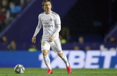 EA „lovește” cu un nou card fantastic: Luka Modric, la un preț foarte avantajos!