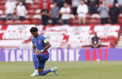 DEZBATEREA ZILEI, 9 iunie » Campaniile anti-rasism din fotbal: necesitate sau ipocrizie?