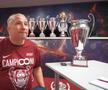 Dan Petrescu nu a venit la reunirea lui CFR Cluj » Unde se află antrenorul campioanei din Liga 1