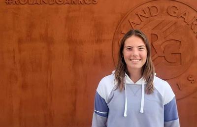 Sonya in Paris » Încă o jucătoare cu origini românești bate la porțile tenisului de elită. Salt de 181 de locuri după Roland Garros: „E talentată, de perspectivă”