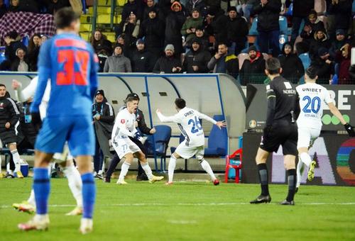 Sebastian Mailat (25 de ani), extrema celor de la FC Botoșani, este în negocieri avansate cu Troyes, formație din Ligue 2. / FOTO: Facebook @FC Botoșani