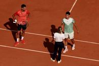Momente de confuzie în semifinala Alcaraz - Djokovic » Spectatorii au huiduit decizia! De ce a pierdut spaniolul un game, imediat după accidentare: ce prevede regulamentul