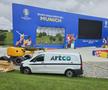 „Ieri” Cruyff și Beckenbauer, astăzi AC/DC » Până la Euro, legendarul Stadion Olimpic din Munchen trăiește rock 'n' roll. „Dumbledore” le-a urat noroc ”tricolorilor”