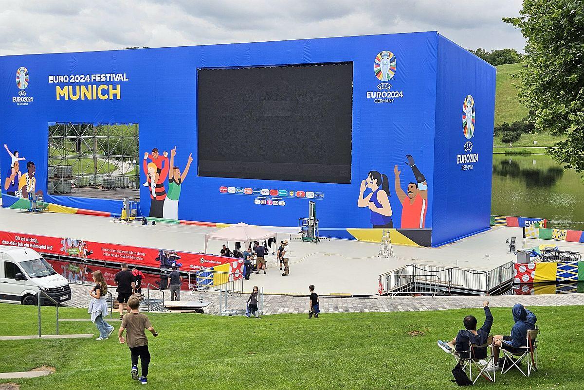 Românii lucrează de zor la fan zone-ul din Munchen, unde o bere costă cât un bilet la FCSB - Dinamo! » Spectacol grandios pregătit pentru fanii fără bilet