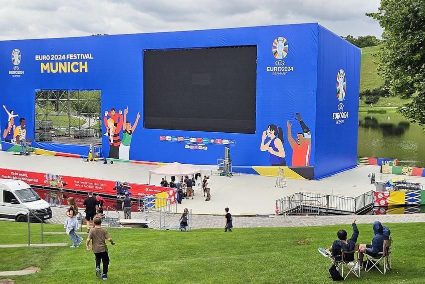 Se lucrează de zor la amenajarea fan zone-ului din Munchen, destinat Euro 2024. Iată ce pregătește UEFA pentru fanii fără bilet.