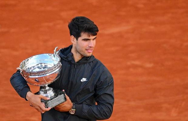 Alcaraz a primit microfonul și i-a transmis un mesaj rivalului, după finala-mamut de la Roland Garros: „Sunt sigur de asta!”