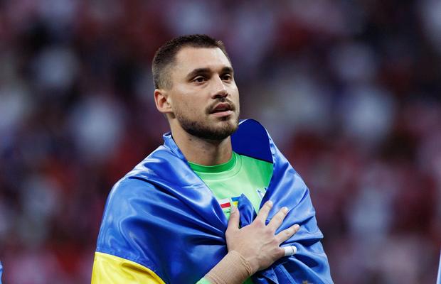 Fotbalistul de origine română al Ucrainei îi dă bătăi de cap selecționerului » Decizia luată înaintea duelului de la Euro cu România