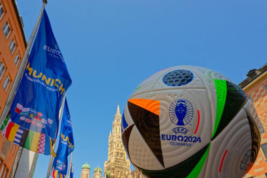 Germania e pregătită de startul Euro 2024 Toate INFORMAȚIILE de care ai nevoie dacă vii cu mașina în Germania, la Euro 2024 » Ghidul complet: reguli stricte, poliție peste tot și amenzi uriașe