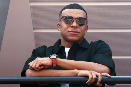 Cei de la Bayern s-au înfuriat  că los blancos și-au putut permite să îl angajeze pe Kylian Mbappe