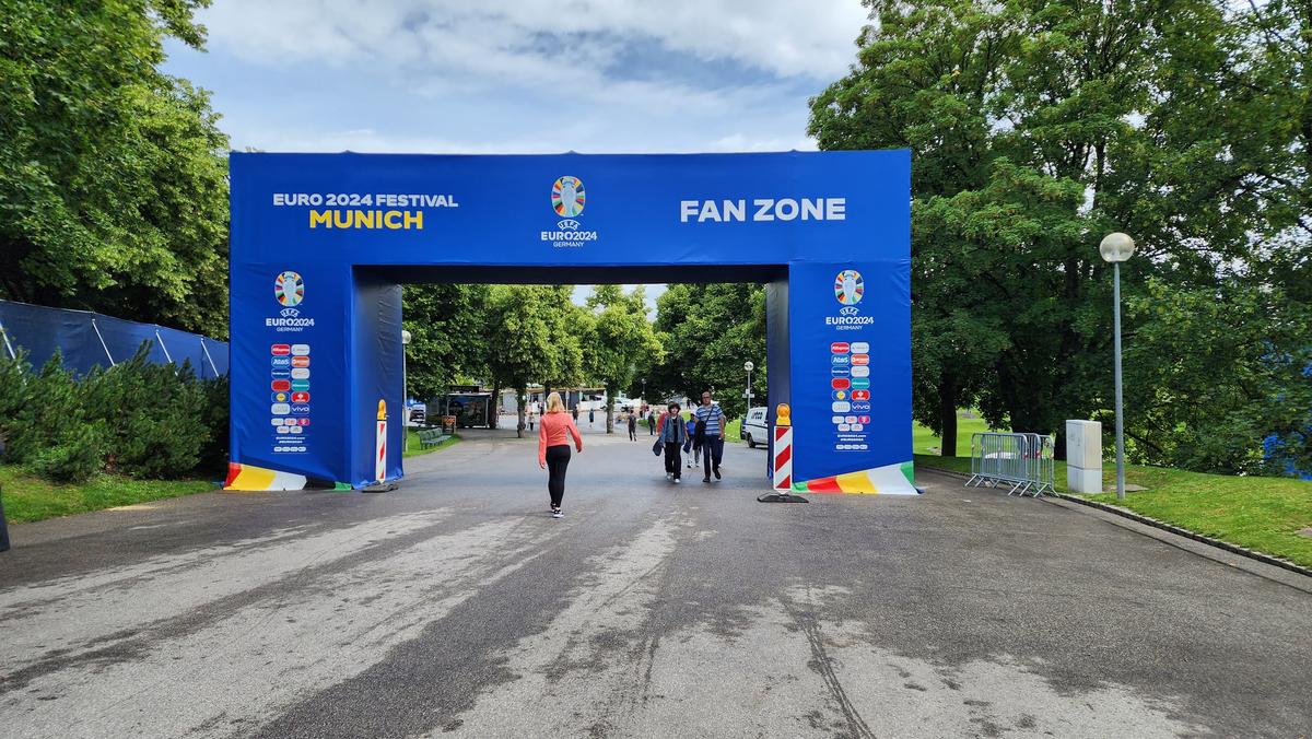 Cum arată lucrările la Fan Zone-ul EURO 2024 din Munchen
