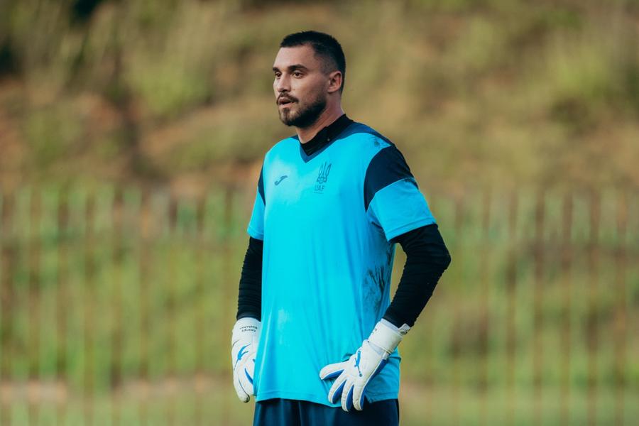 Georgiy Bushchan la antrenamentul Ucrainei. Foto: Ukrainian Association of Football Fotbalistul de origine română al Ucrainei îi dă bătăi de cap selecționerului » Decizia luată înaintea duelului de la Euro cu România
