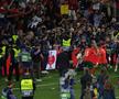 Portughezii şi-au făcut poze cu trefeul FOTO: Ionuţ Iordache (GSP)
