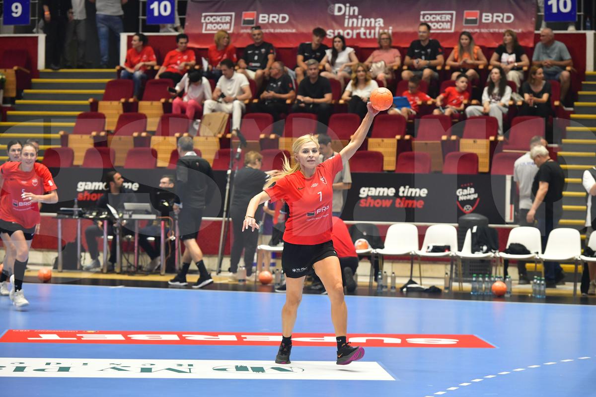 Ada Nechita, despre scenariul ideal pentru handbalul feminin românesc: „Wow! Ar fi ideal, chiar soțul meu m-a întrebat”