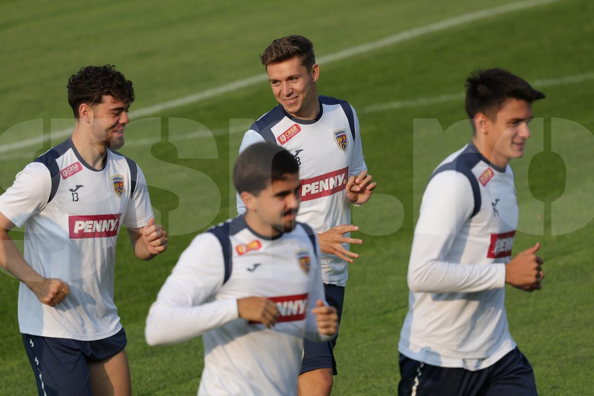 România U21 s-a antrenat pe un stadion de „județeană”, unde accesul se face printr-un bar + Gestul de suflet al „tricolorilor”