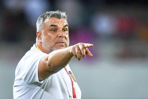 Doi jucători din naționala condusă de Cosmin Olăroiu au fost excluși din lot