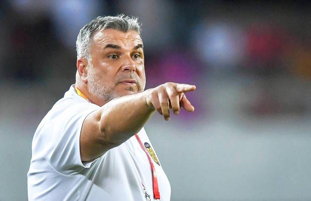Scandal la naționala condusă de Cosmin Olăroiu » Excluși și amendați pentru „acte de violență”