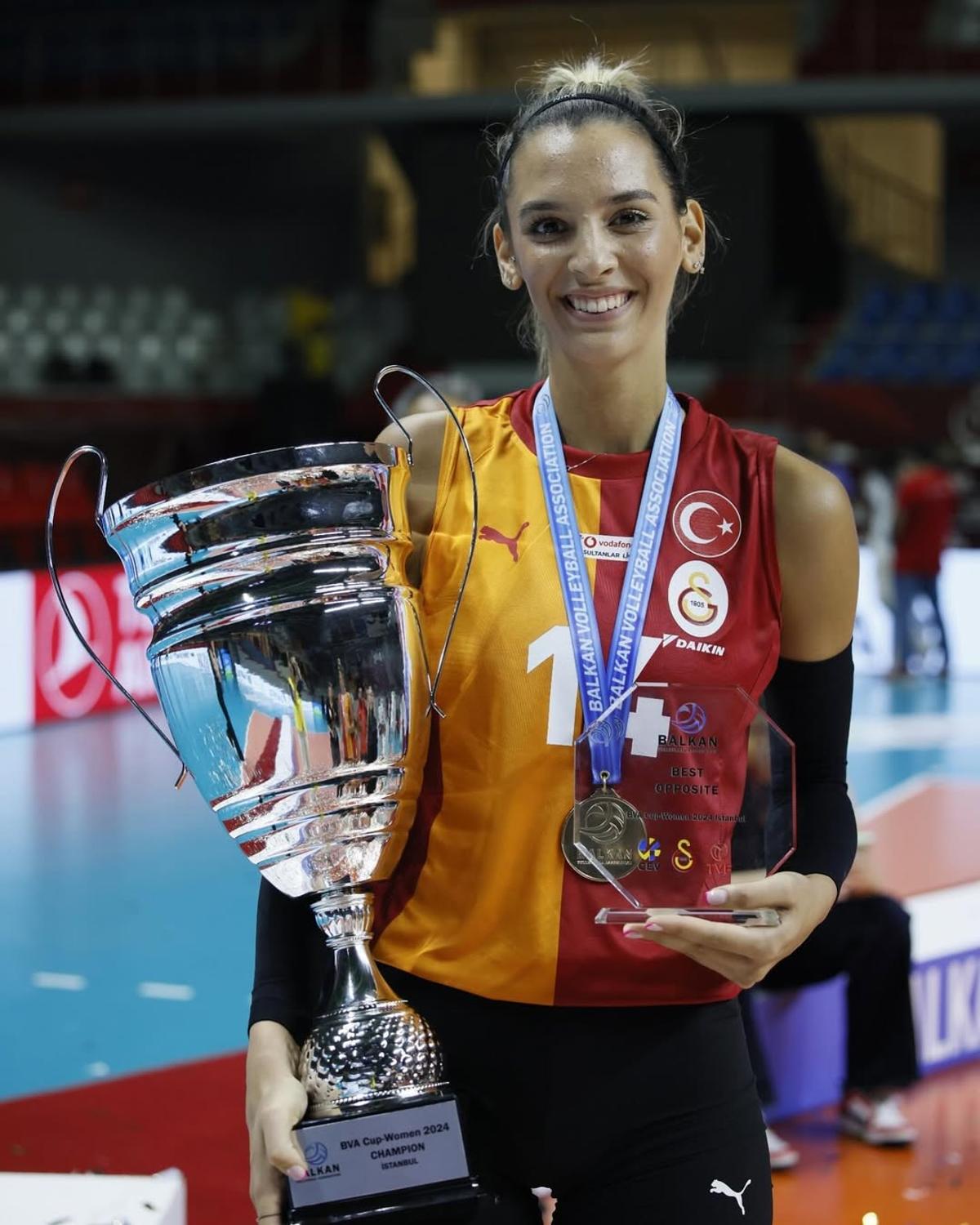 Alexia Căruțașu volei Turcia - diverse