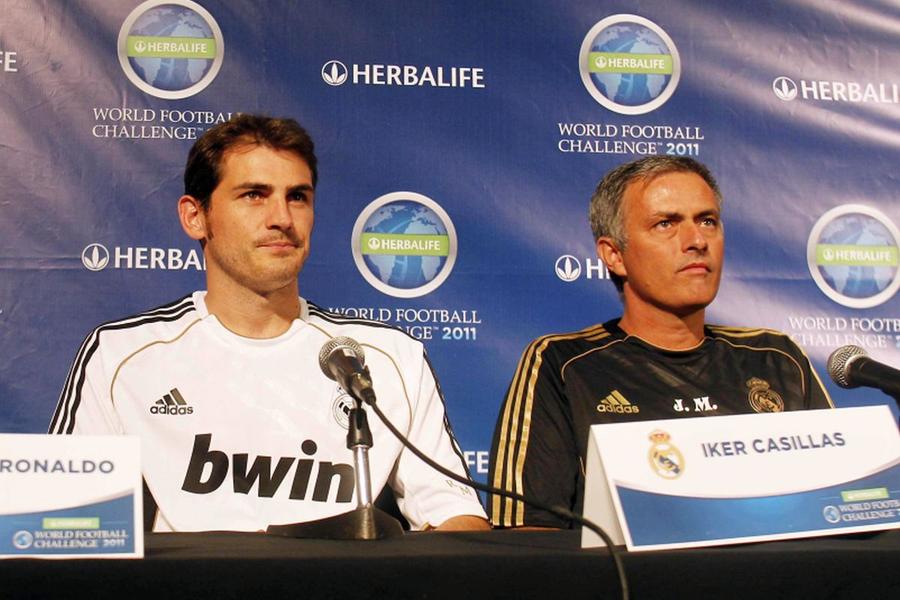 Iker Casillas (stânga) și Jose Mourinho (dreapta) / Foto: Imago Images Iker Casillas rupe tăcerea despre conflictul cu Jose Mourinho: „A fost ca o căsnicie care s-a terminat prost”