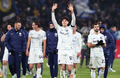 Mourinho mai cere doi jucători! Interul lui Chivu, în alertă