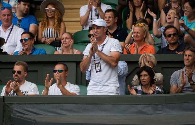 Wimbledon se joacă pe GSP.ro » Daniel Dobre, antrenorul care a fost alături de Simona Halep la triumful de pe iarba londoneză: „Este un turneu special, nu se poate compara cu nimic!”