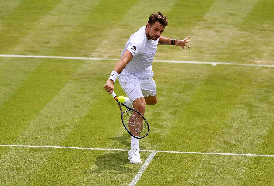 Stan Wawrinka pe iarba de la Wimbledon FOTO Guliver/GettyImages Wimbledon se joacă pe GSP.ro » Daniel Dobre, antrenorul care a fost alături de Simona Halep la triumful de pe iarba londoneză: „Este un turneu special, nu se poate compara cu nimic!”