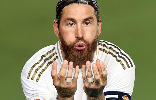 FCSB. Gigi Becali l-a făcut praf în timp ce încerca să-l laude: „E Sergio Ramos, piesa numărul unu la Steaua! Vă dați seama unde am ajuns?!”