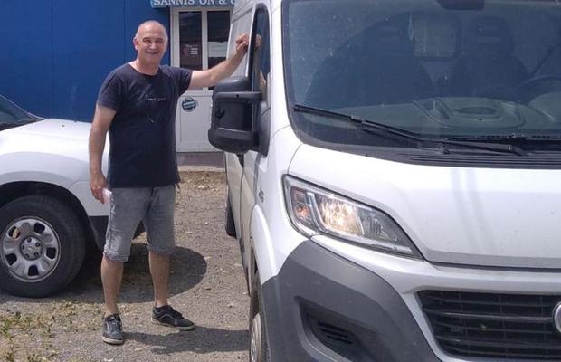 Campion european cu 2.000 de lei salariu » Fostul câștigator al CCE în 1986 a ajuns șofer: „La treabă! Așa e viața”
