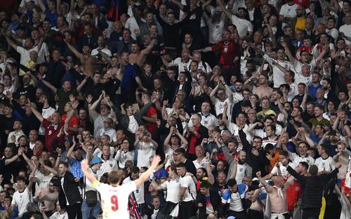 Fanii Angliei vor zi liberă luni, după finala Euro 2020!