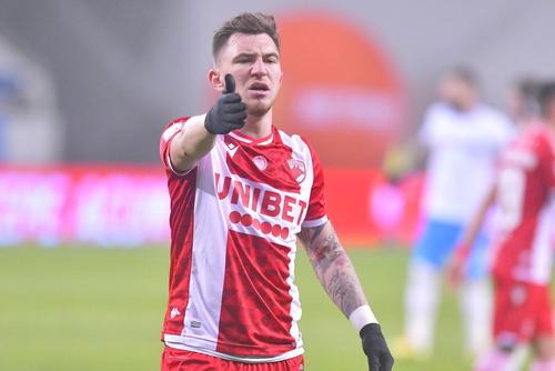 Dinamo se destramă în fiecare zi, iar Dusan Uhrin are mari bătăi de cap în privința alinierii unui prim „11” competitiv.