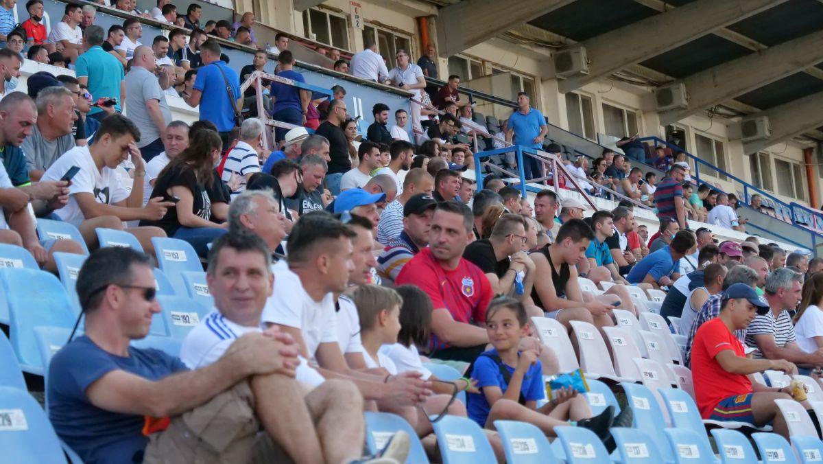 Au fost afișate cotele la titlu în Liga 1! » Marea favorită + cum stau Dinamo, Rapid și FCU Craiova