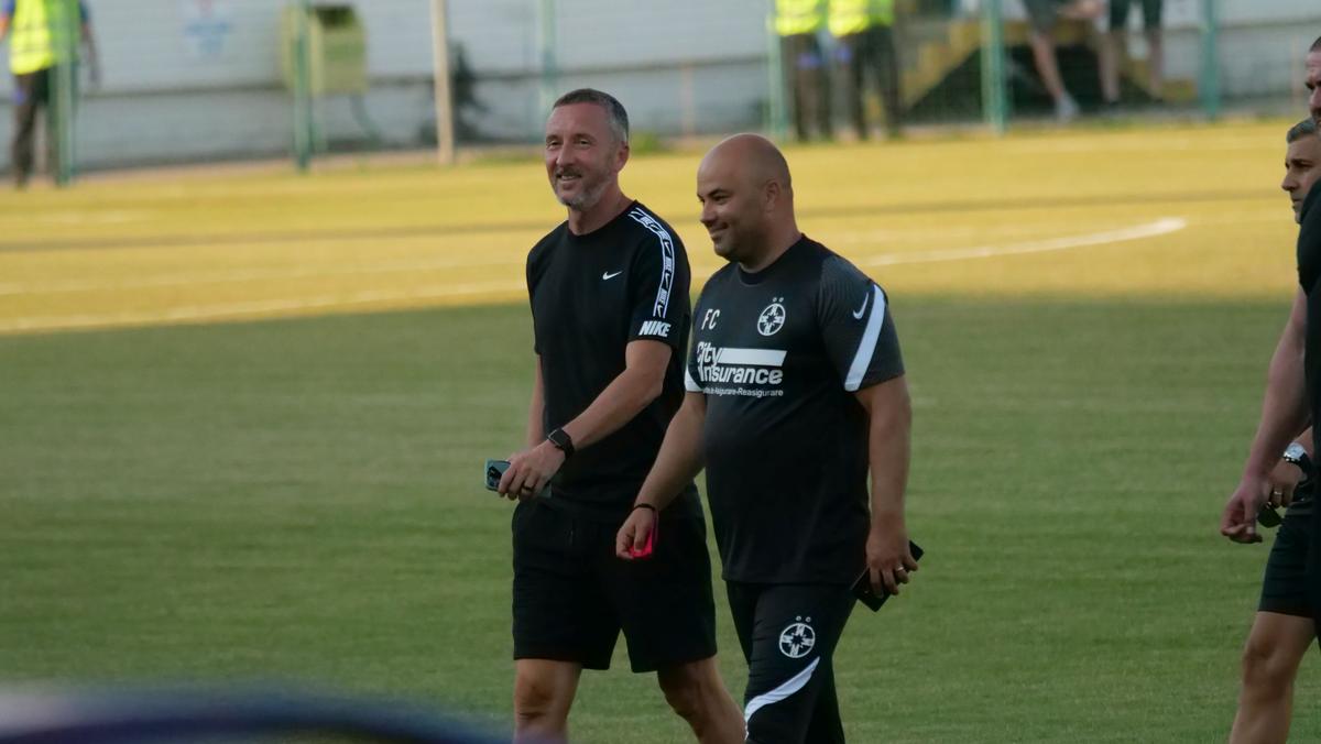 Au fost afișate cotele la titlu în Liga 1! » Marea favorită + cum stau Dinamo, Rapid și FCU Craiova